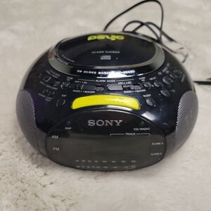 Vintage Y2k Sony ICF-CD832PS Psyc CD AM FM Stereo Clock Radio